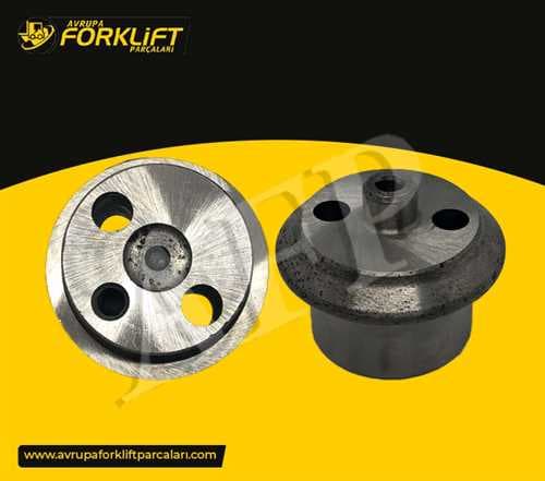 IDLER GEAR SHAFT / ISUZU - C240 — AFM003742